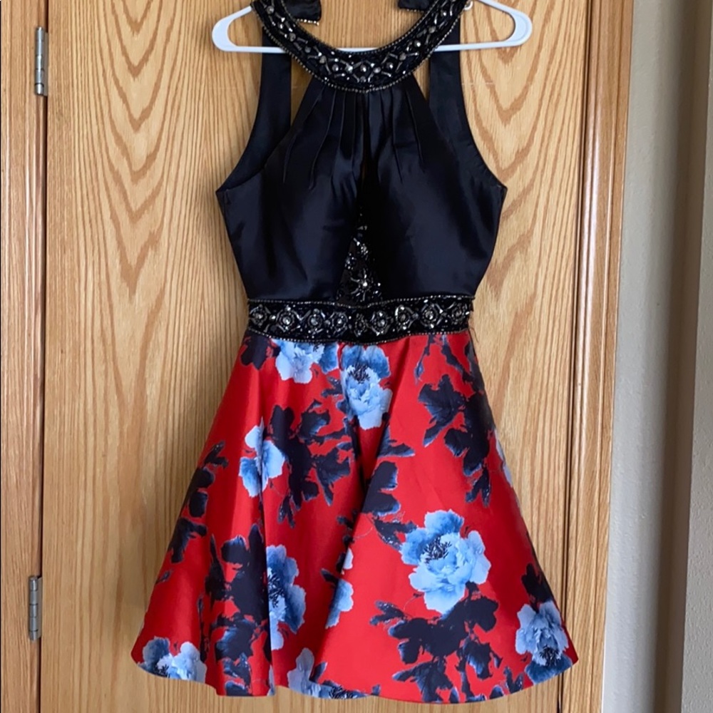 Short formal dress